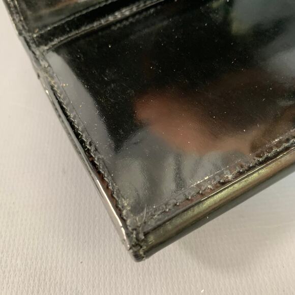 GUCCI Black Embossed Monogram Logo Patent Leather Checkbook Wallet - Picture 4 of 5